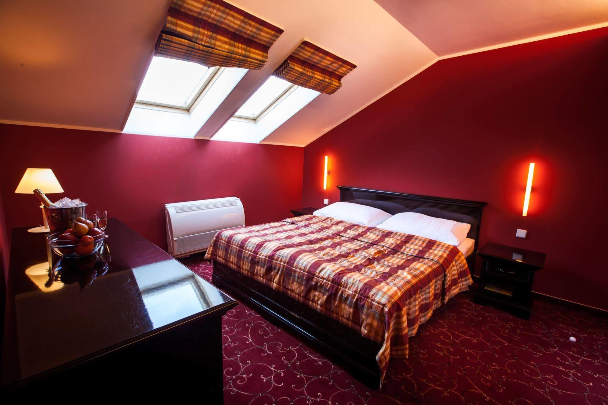 Beladice Park Hotel Tartuf מראה חיצוני תמונה